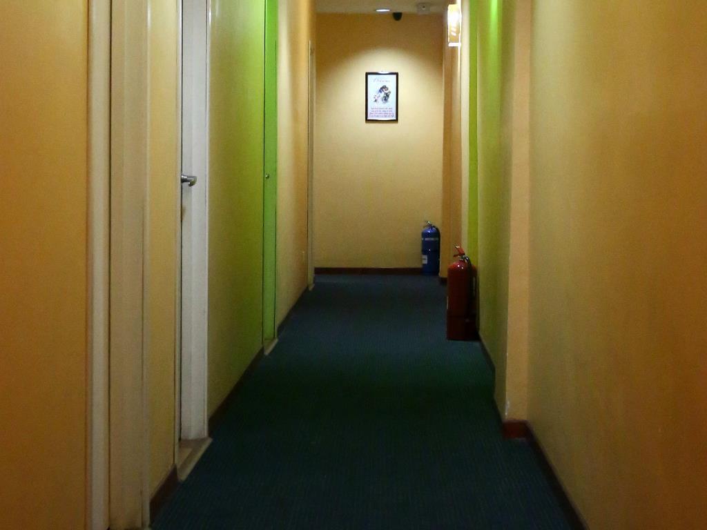 Oyo 103 V'La Garden Hotel กัวลาลัมเปอร์ ภายนอก รูปภาพ