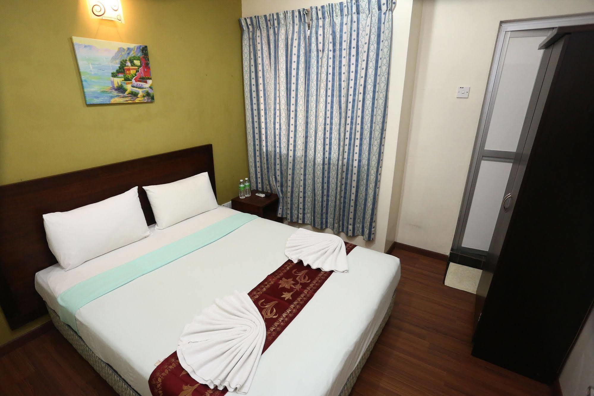Oyo 103 V'La Garden Hotel กัวลาลัมเปอร์ ภายนอก รูปภาพ