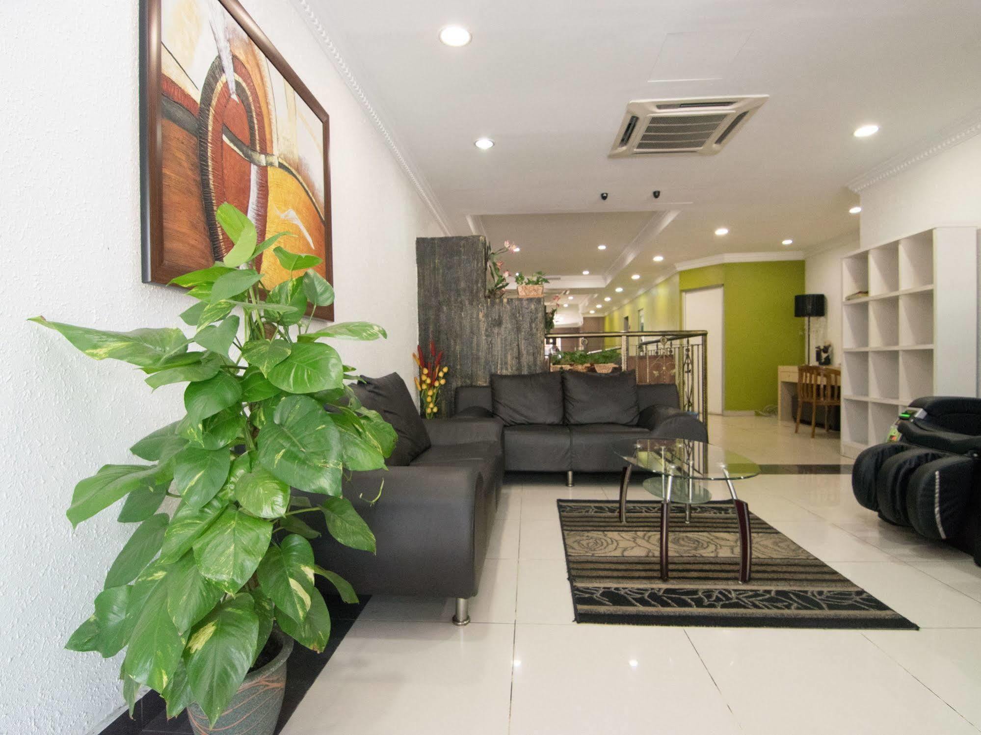 Oyo 103 V'La Garden Hotel กัวลาลัมเปอร์ ภายนอก รูปภาพ
