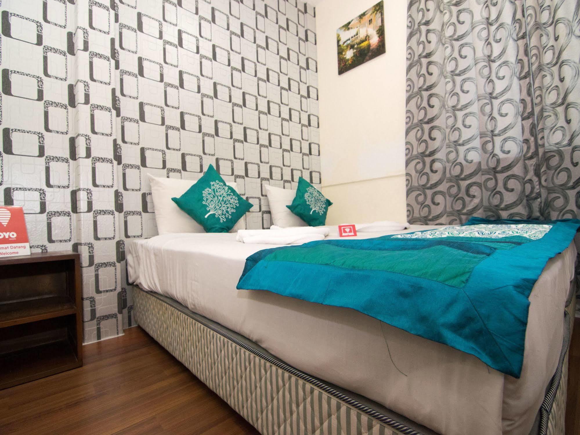 Oyo 103 V'La Garden Hotel กัวลาลัมเปอร์ ภายนอก รูปภาพ