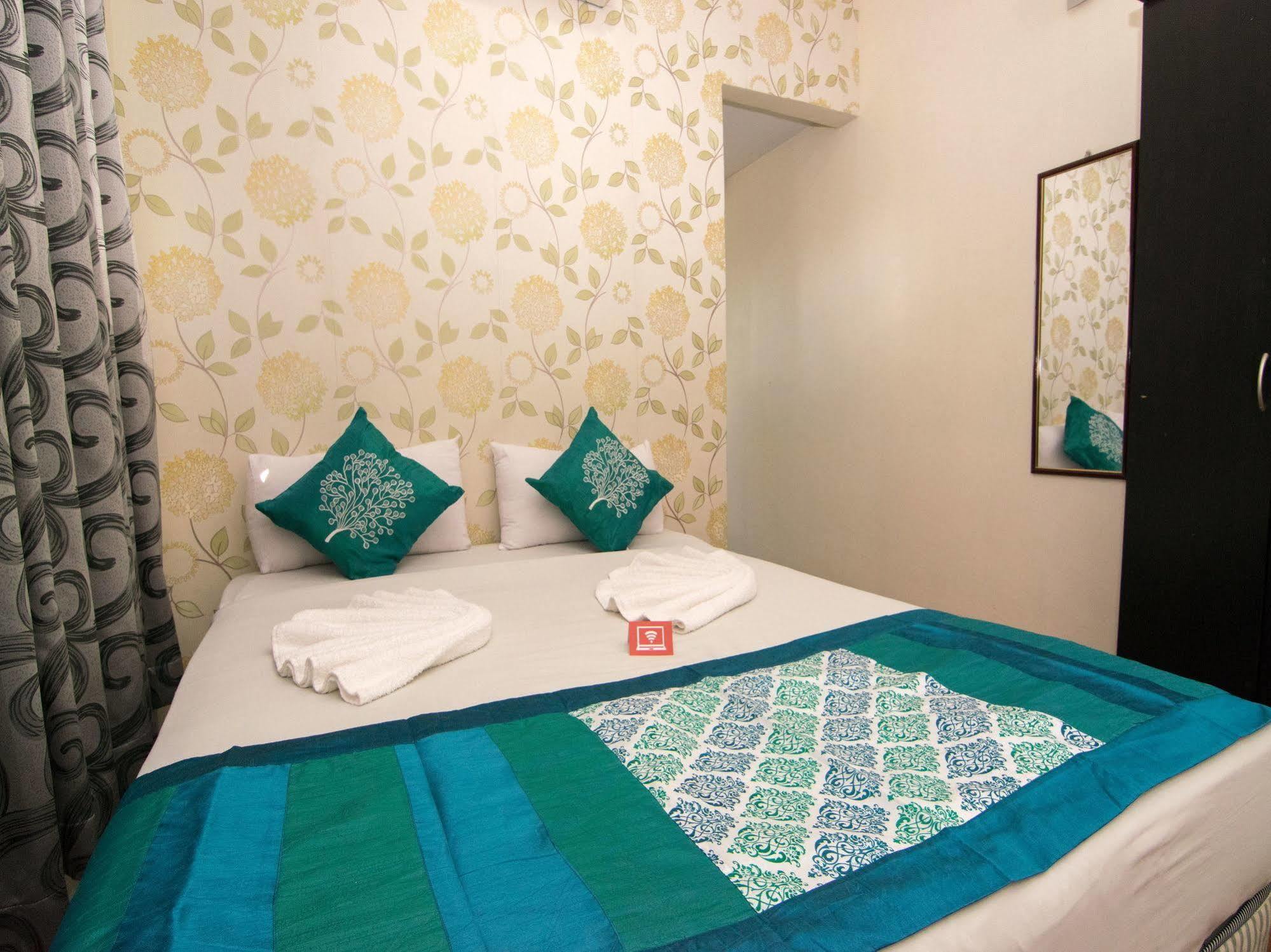 Oyo 103 V'La Garden Hotel กัวลาลัมเปอร์ ภายนอก รูปภาพ