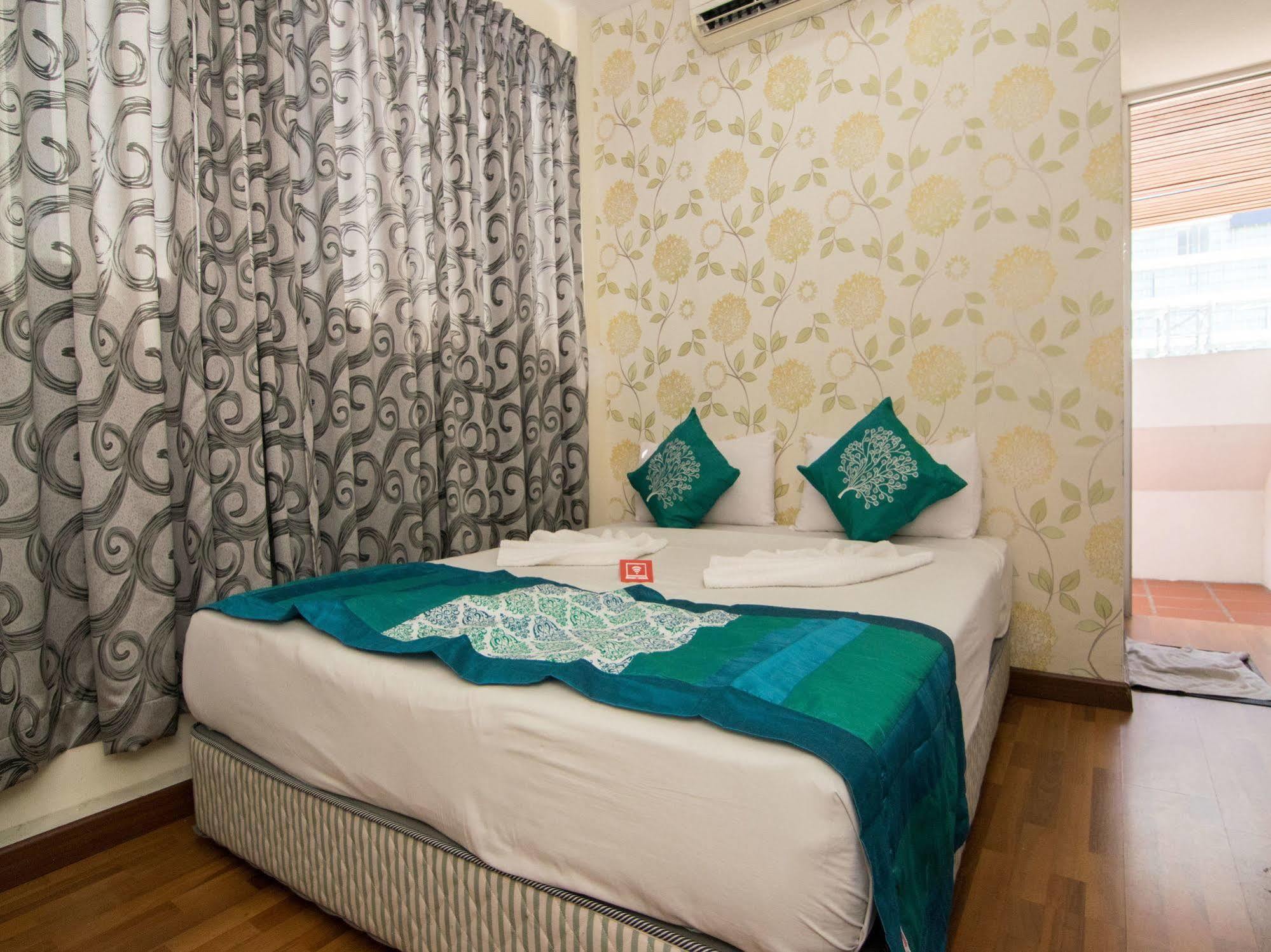 Oyo 103 V'La Garden Hotel กัวลาลัมเปอร์ ภายนอก รูปภาพ