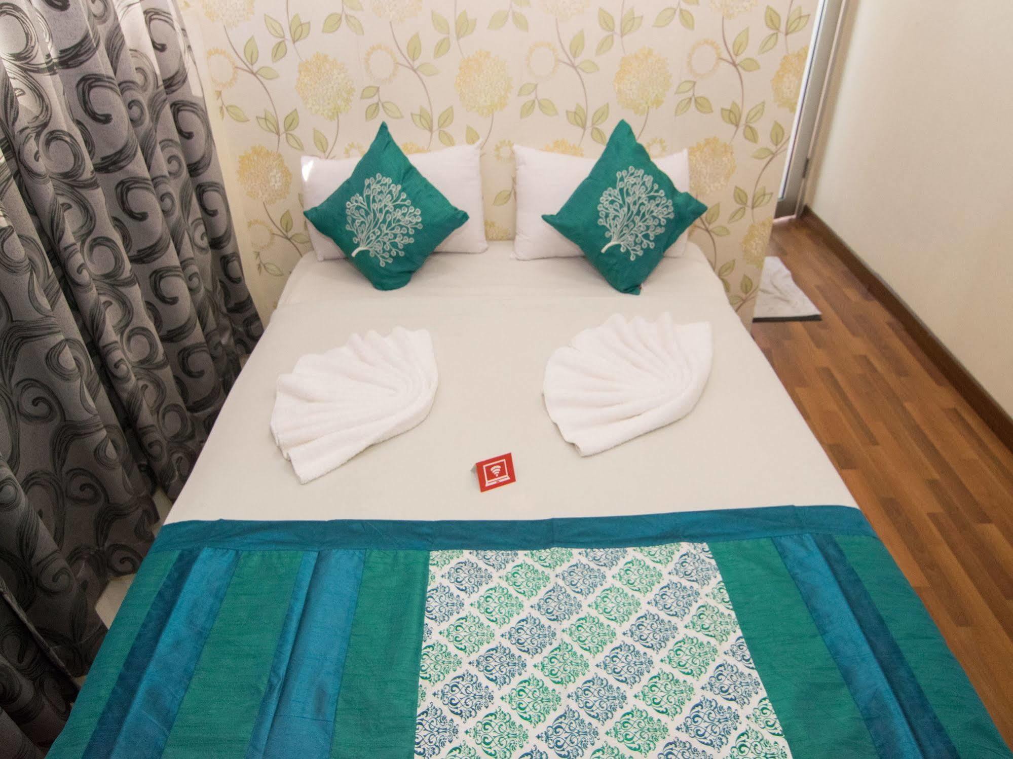 Oyo 103 V'La Garden Hotel กัวลาลัมเปอร์ ภายนอก รูปภาพ