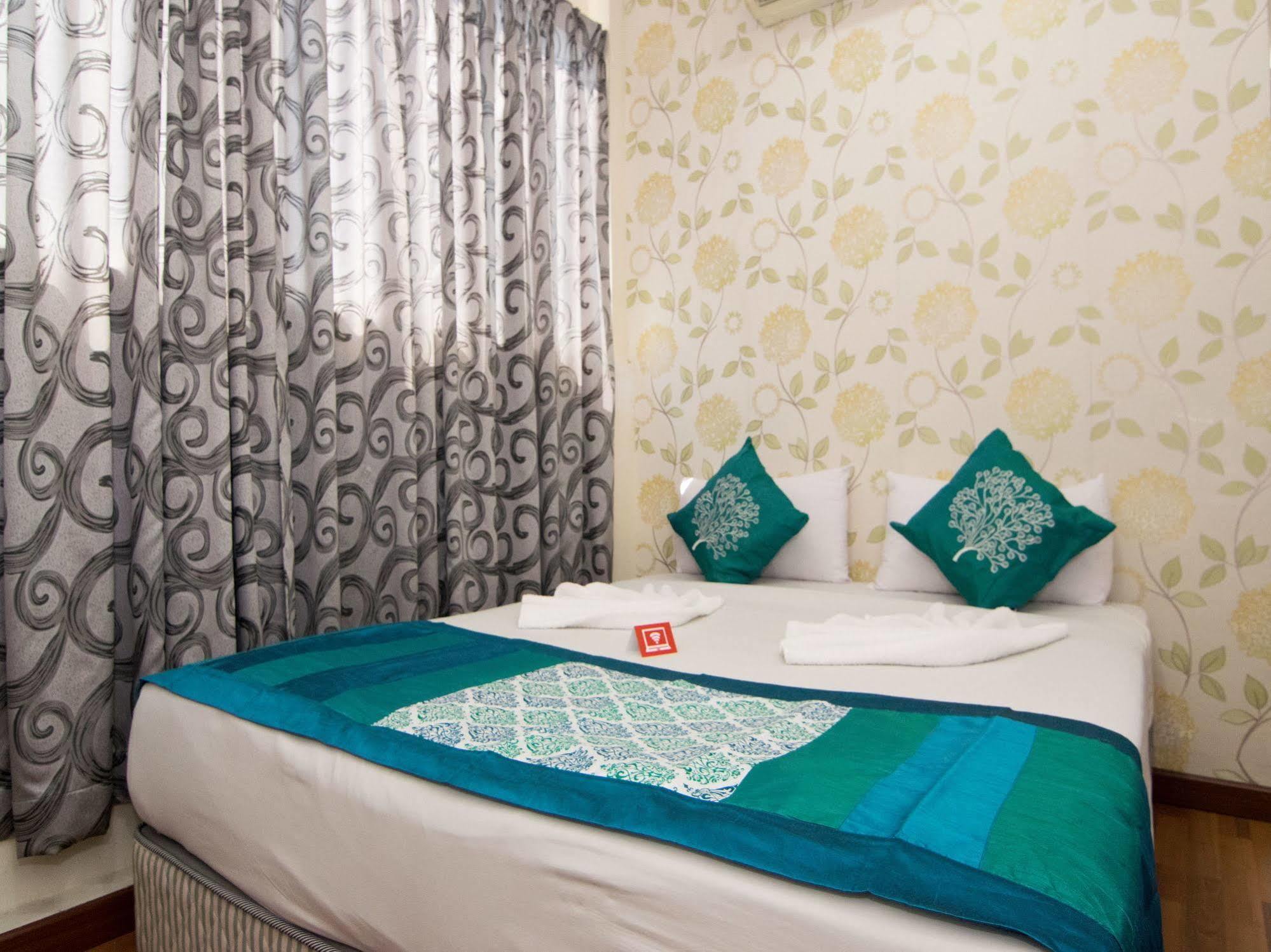 Oyo 103 V'La Garden Hotel กัวลาลัมเปอร์ ภายนอก รูปภาพ