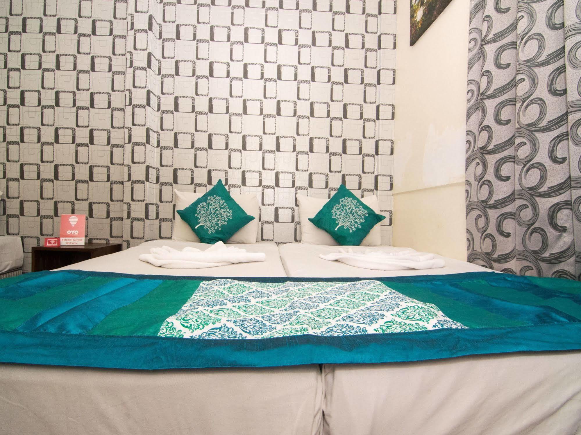 Oyo 103 V'La Garden Hotel กัวลาลัมเปอร์ ภายนอก รูปภาพ